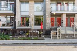 40 HOLMWOOD AVENUE  Ottawa, ON K1S 5V1