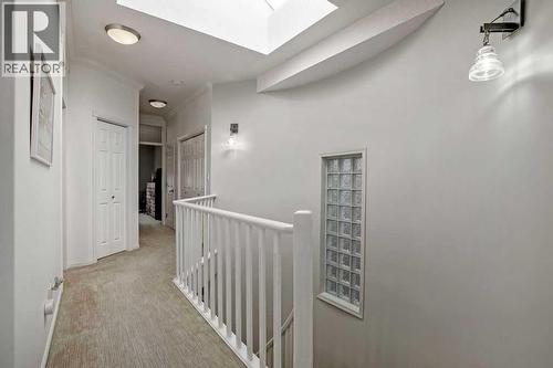 47 28 Avenue Sw, Calgary, AB - Indoor Photo Showing Other Room