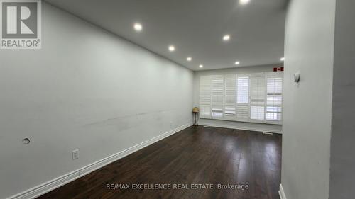 7479 Pickfair Drive, Mississauga, ON - Indoor Photo Showing Other Room