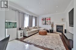 Spacious Family Rm Perfect For Large Gatherings - 