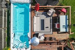 19Ft Above grnd -4 Season Pool Multi Levelled Deck - 