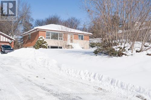 108 GARDEN AVENUE  Richmond Hill, ON L4C 6M1