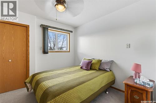 343 Bernard Bay, Prince Albert, SK - Indoor Photo Showing Bedroom