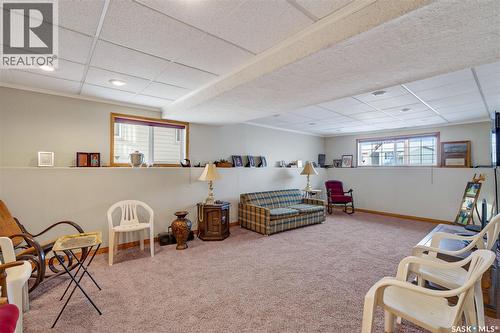 343 Bernard Bay, Prince Albert, SK - Indoor