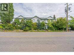 3 1768 SPRUCE STREET  Prince George, BC V2L 2R4