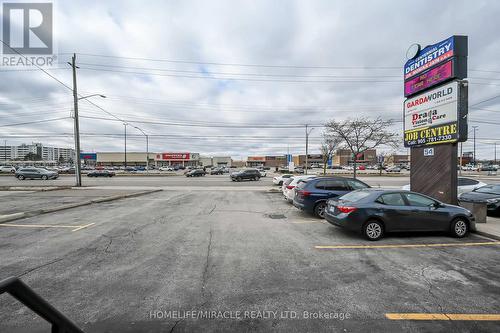 54 Centennial Parkway N, Hamilton, ON 