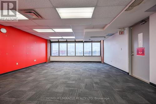 54 Centennial Parkway N, Hamilton, ON 