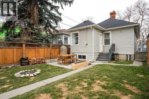 317 18 Avenue Nw, Calgary, AB - Outdoor