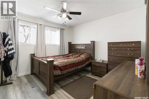 321 Guelph Crescent, Saskatoon, SK - Indoor Photo Showing Bedroom