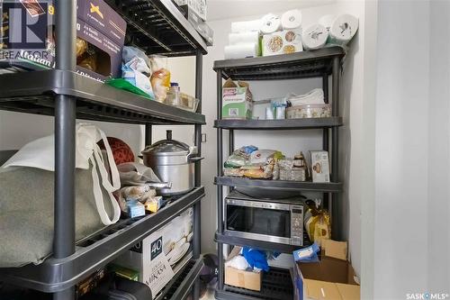 321 Guelph Crescent, Saskatoon, SK - Indoor