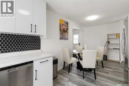321 Guelph Crescent, Saskatoon, SK - Indoor Photo Showing Dining Room