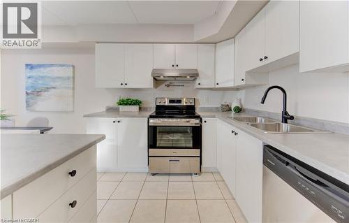 12 Holborn Drive Unit# E33, Kitchener, ON - Indoor Photo Showing Kitchen With Stainless Steel Kitchen With Double Sink
