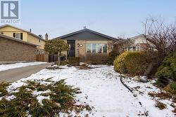 72 ATHENIA DRIVE  Hamilton, ON L8J 1S8