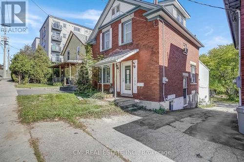 135 Madison Avenue S, Kitchener, ON - Outdoor