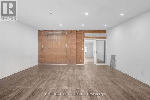 135 Madison Avenue S, Kitchener, ON - Indoor Photo Showing Other Room