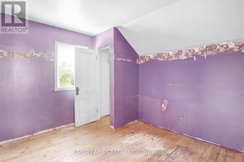 135 Madison Avenue S, Kitchener, ON - Indoor Photo Showing Other Room