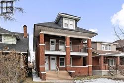 538-540 HALL AVENUE  Windsor, ON N9A 2L8