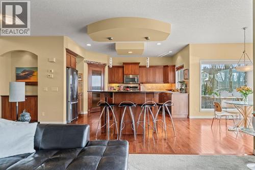 153 Crestridge Way Sw, Calgary, AB - Indoor