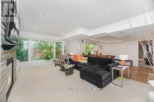 1595 Calverton Court, Mississauga, ON - Indoor