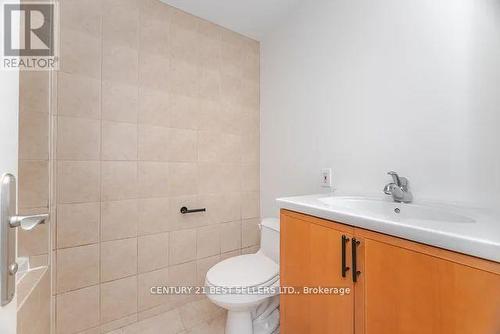 1595 Calverton Court, Mississauga, ON - Indoor Photo Showing Bathroom