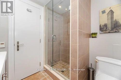 1595 Calverton Court, Mississauga, ON - Indoor Photo Showing Bathroom