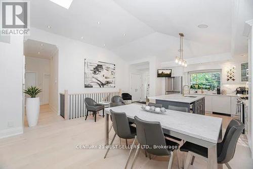 1595 Calverton Court, Mississauga, ON - Indoor Photo Showing Dining Room