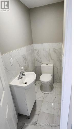 Main - 219 Mcmurchy Avenue, Brampton, ON - Indoor Photo Showing Bathroom