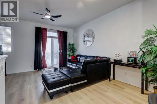 888 Walgrove Boulevard Se, Calgary, AB - Indoor