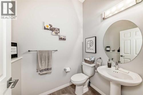 159 Evanscrest Park Nw, Calgary, AB - Indoor Photo Showing Bathroom
