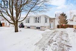 165 Hanna CRESCENT  Sarnia, ON N7S 4H4