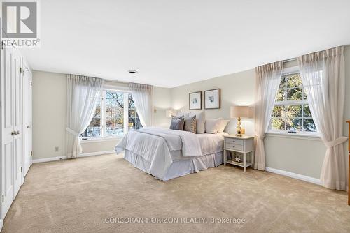 1735 Sunningdale Bend, Mississauga, ON - Indoor Photo Showing Bedroom