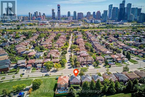 257 Huntington Ridge Drive, Mississauga, ON - Outdoor With View