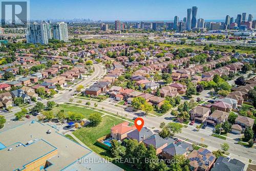 257 Huntington Ridge Drive, Mississauga, ON - Outdoor With View