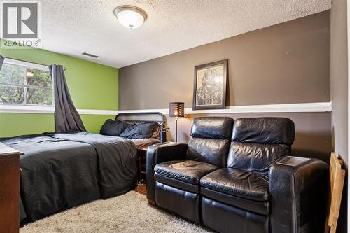 Bedroom 3 - Lower - 147 Falchurch Crescent Ne, Calgary, AB - Indoor Photo Showing Bedroom
