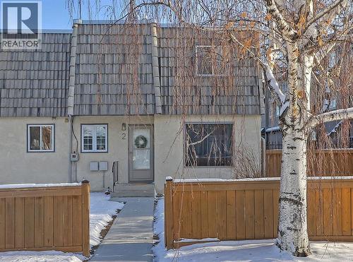 2, 2412 30 Street SW  Calgary, AB T3E 2M1