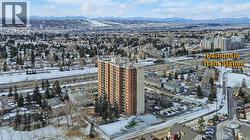 Walking distance to LRT to the University and Downtown direct - 