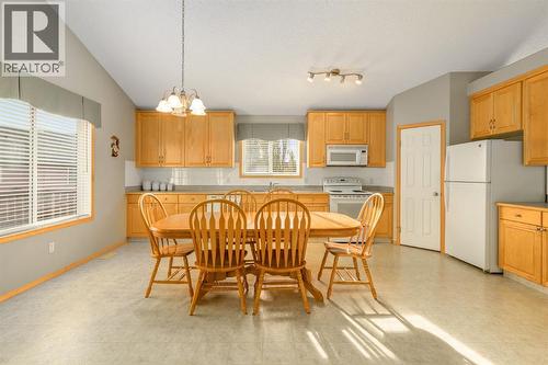 131 Panatella Close Nw, Calgary, AB - Indoor