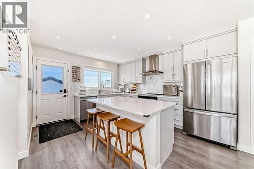 38 Lavender Road Se, Calgary, AB - Indoor Photo Showing Kitchen With Upgraded Kitchen