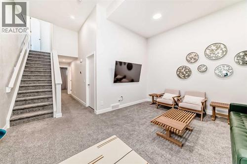 38 Lavender Road Se, Calgary, AB - Indoor