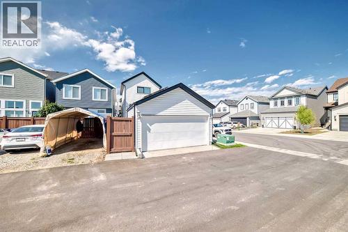 38 Lavender Road Se, Calgary, AB - Outdoor
