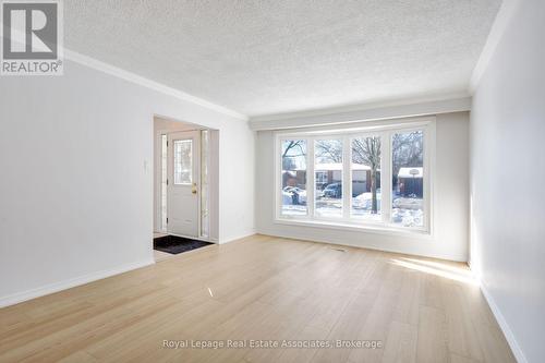 958 Fletcher Valley Crescent, Mississauga, ON - Indoor Photo Showing Other Room