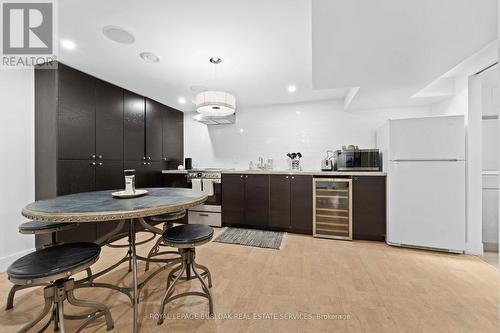 519 Regina Drive, Burlington, ON - Indoor