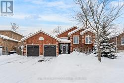 13 HUNTER AVENUE  Tay (Victoria Harbour), ON L0K 2A0