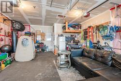 2x Car Garage - 