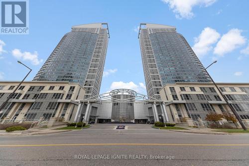1212 - 36 LEE CENTRE DRIVE  Toronto, ON M1H 3K2