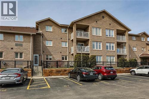 3050 PINEMEADOW Drive Unit# 16  Burlington, ON L7M 3X5