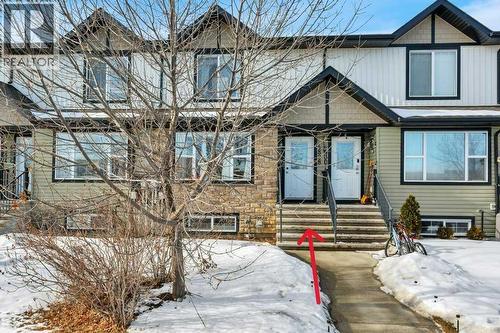 4828 43 Street  Sylvan Lake, AB T4S 1M2