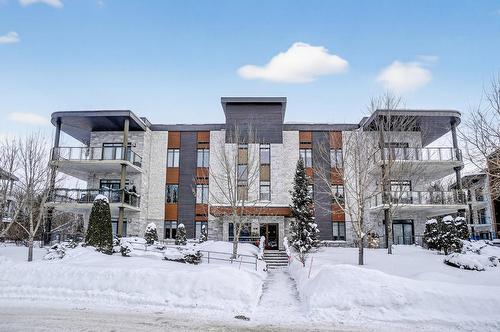 303-8 Rue du Nivolet  Blainville, QC J7C 0L2