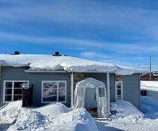 2332 Rue de l'Améthyste  Saguenay (Jonquière), QC G7T 0C8