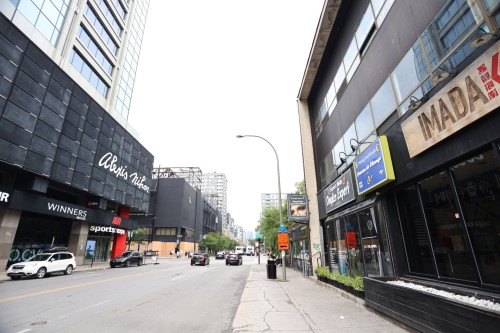 À proximité - 240-4010 Rue Ste-Catherine O., Westmount, QC - Outdoor